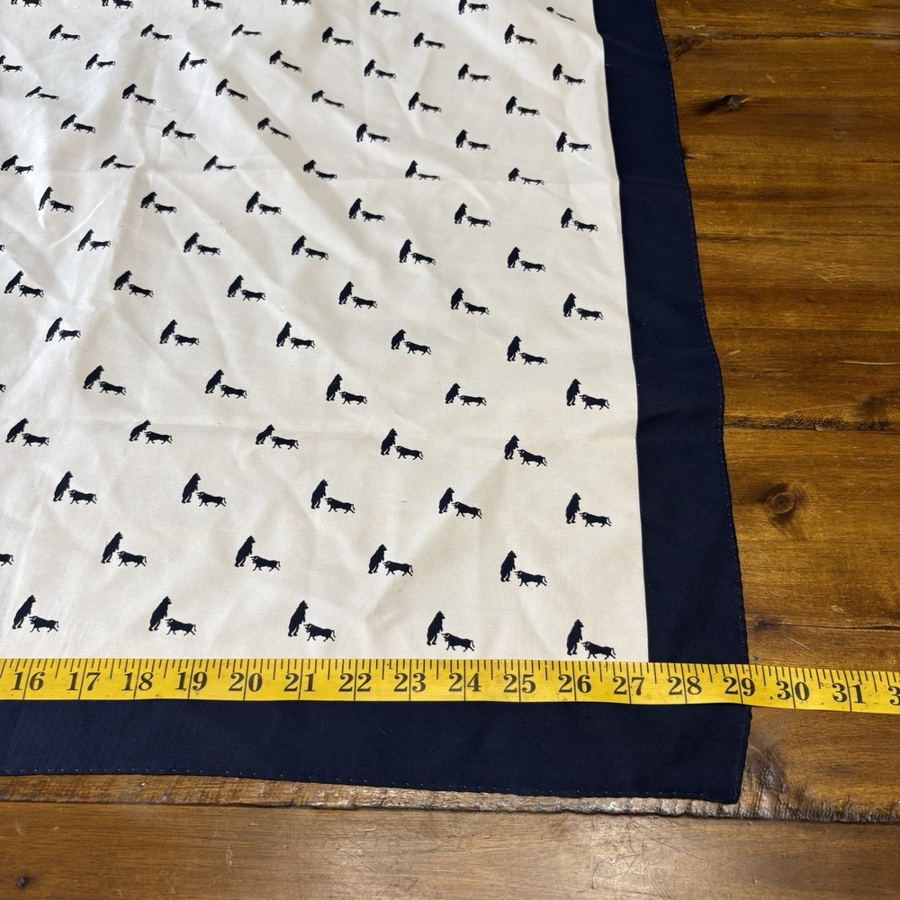 The New York Stock Exchange Square Fashion Scarf 29x30.5" Bear Bull Navy White - Picture 6 of 7